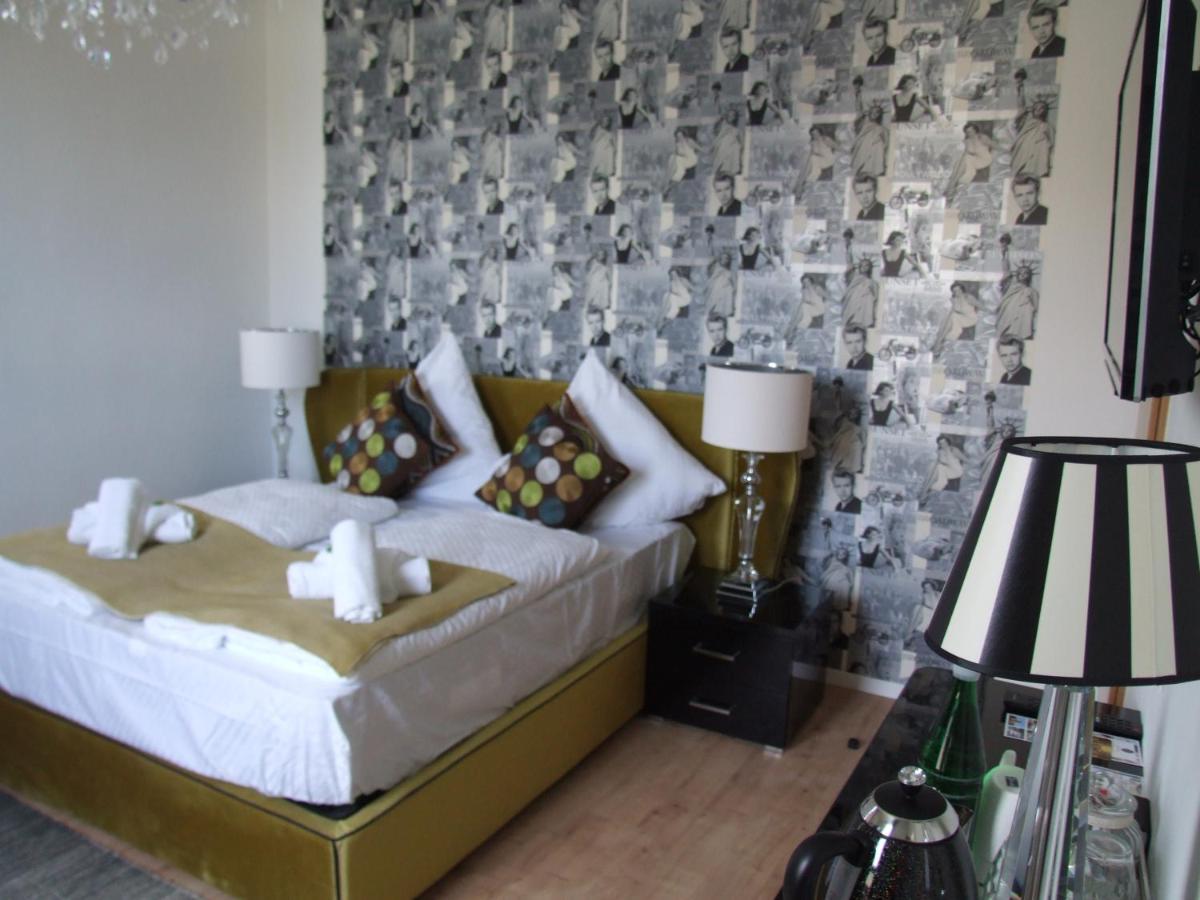 Boutique-Hotel „Altes Rathaus“ Лахщайн Екстериор снимка