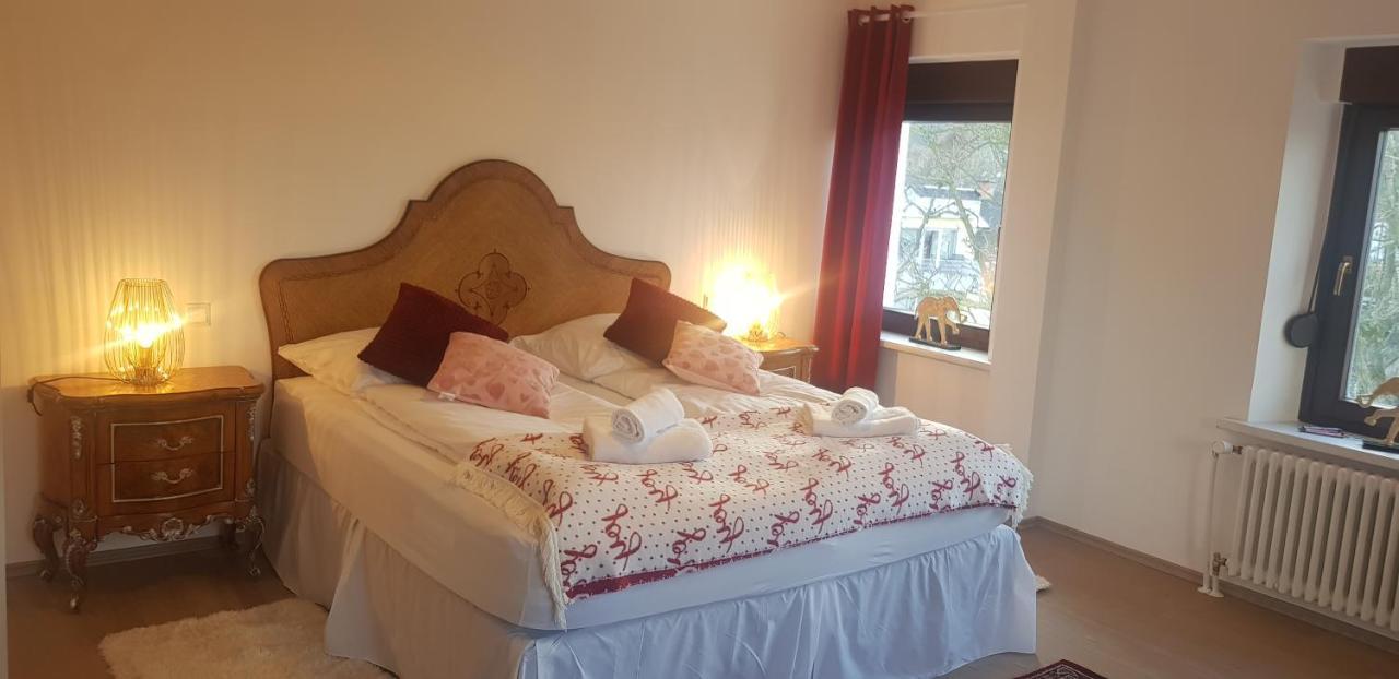 Boutique-Hotel „Altes Rathaus“ Лахщайн Екстериор снимка
